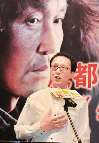 吴刚 《铁人》来蓉吴刚被赞与王进喜相似度超80%
