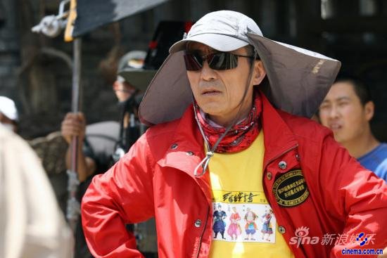 三解《三枪》:张艺谋惊世狂想引爆业界潮流