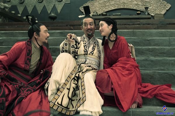 姚橹为宣传力作《孔子》轻伤不下火线(图)