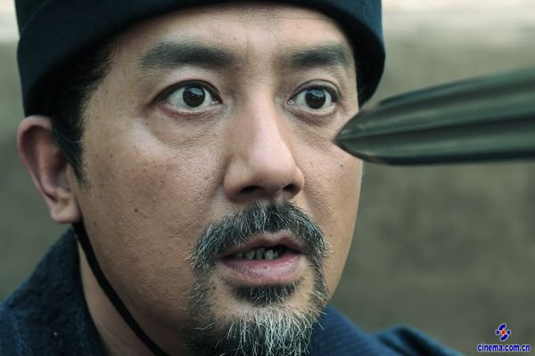 姚橹为宣传力作《孔子》轻伤不下火线(图)