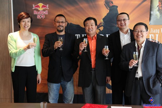 �����ӵ��ɡ���ɻ�߶���ǧ����������¼