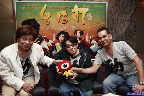 三前辈出山“打擂台”青年人自杀引关注(图)