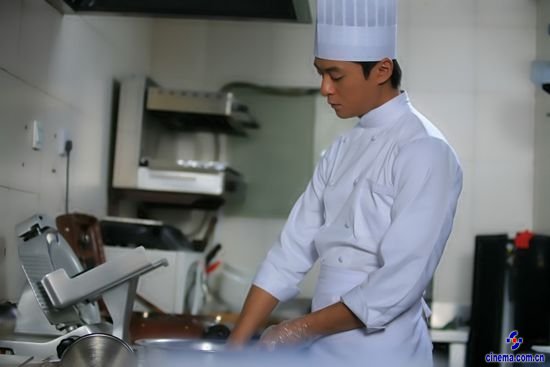 《婚约》试映会朱雨辰被喻为真人版“灰太狼”