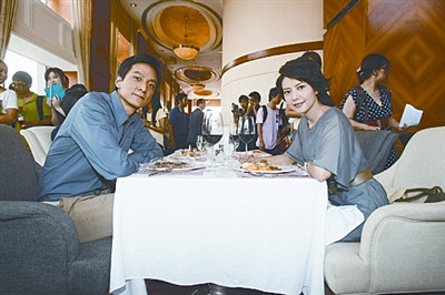 “黑帮”导演杜琪峰瞄准《单身男女》(图)