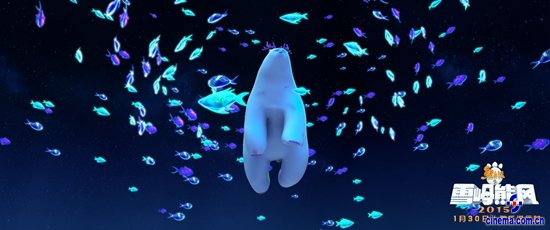 荧光海五彩斑斓